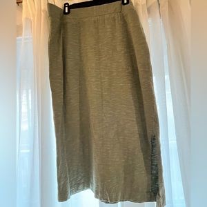 Lou & Grey sandwashed column skirt, pale green, worn twice, size XL